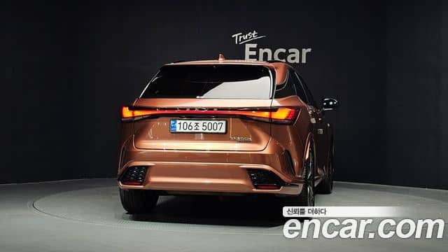 Lexus RX500h, 2023