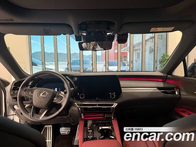 Lexus RX500h, 2025