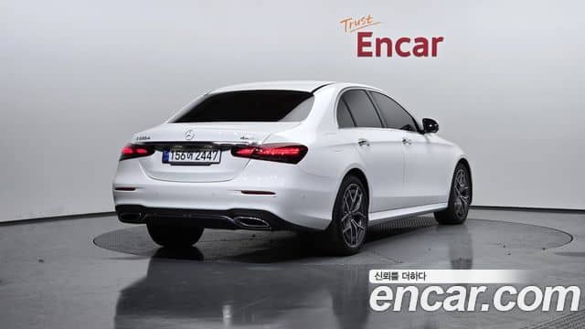 Mercedes-Benz E-Class, 2023