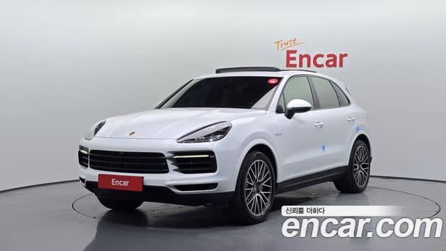 Porsche Cayenne, 2020
