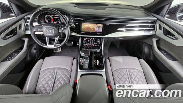 Audi Q8, 2021