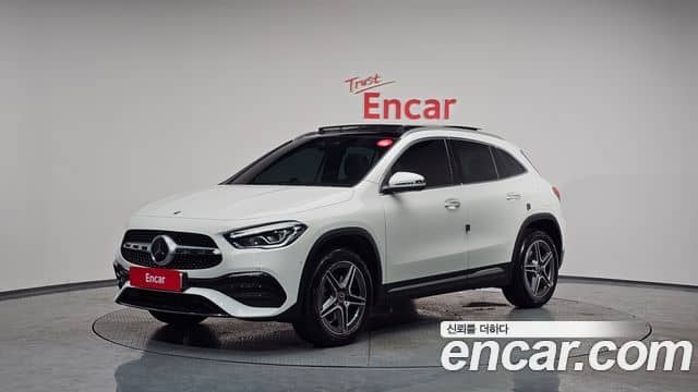Mercedes-Benz GLA-Class, 2022