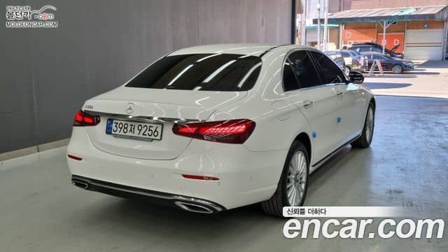Mercedes-Benz E-Class, 2023