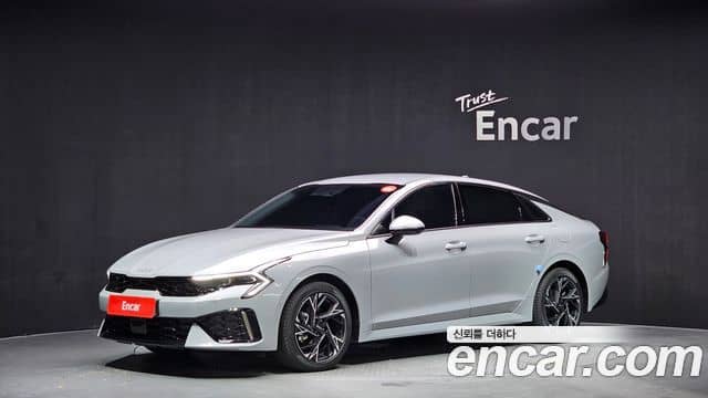 Kia K5, 2025