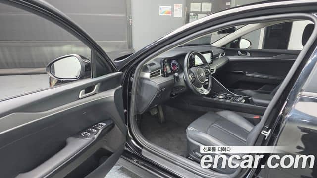 Kia K5, 2021