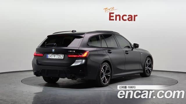 BMW 3 Series, 2024