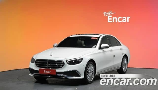 Mercedes-Benz E-Class, 2022