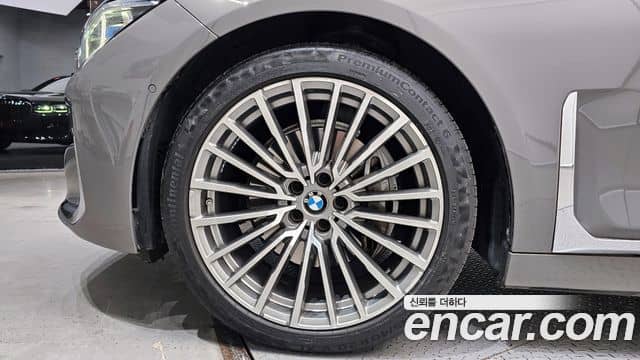 BMW 7 Series, 2021