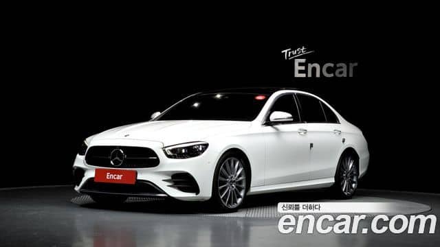 Mercedes-Benz E-Class, 2022