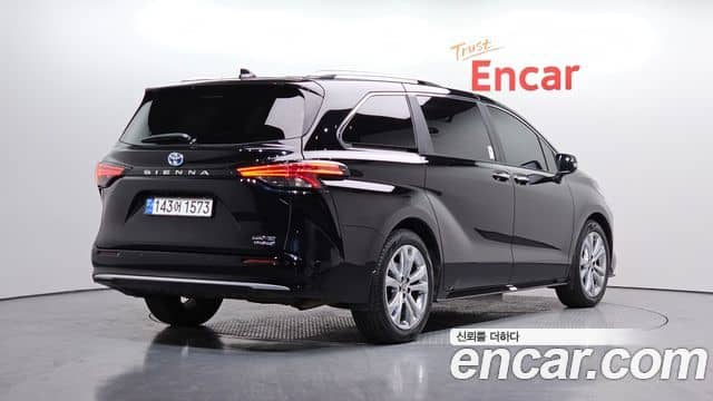 Toyota Sienna, 2023