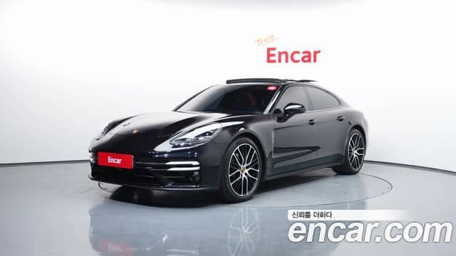 Porsche Panamera, 2023
