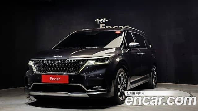 Kia Carnival, 2022
