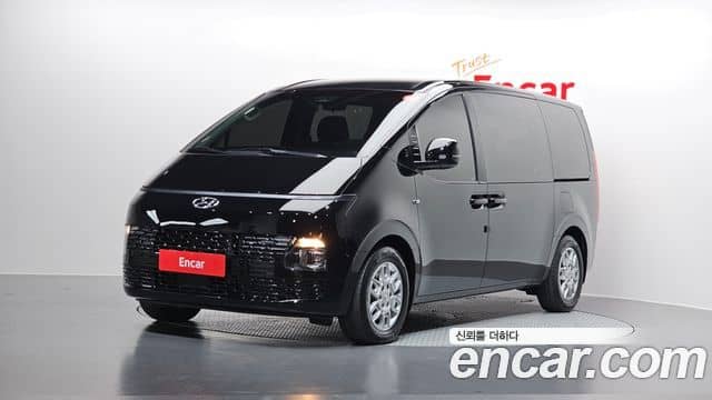 Hyundai Staria, 2023