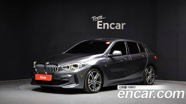 BMW 1 Series, 2021