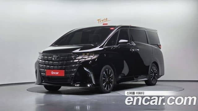 Toyota Alphard, 2025