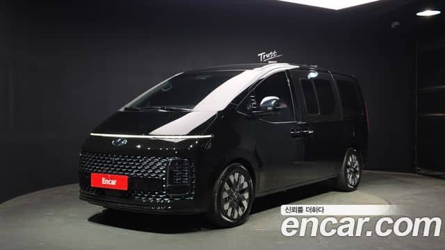 Hyundai Staria, 2023