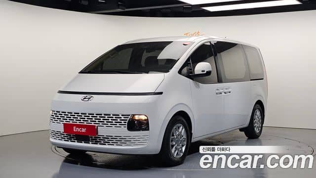 Hyundai Staria, 2022