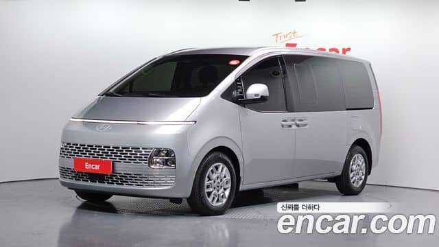Hyundai Staria, 2025