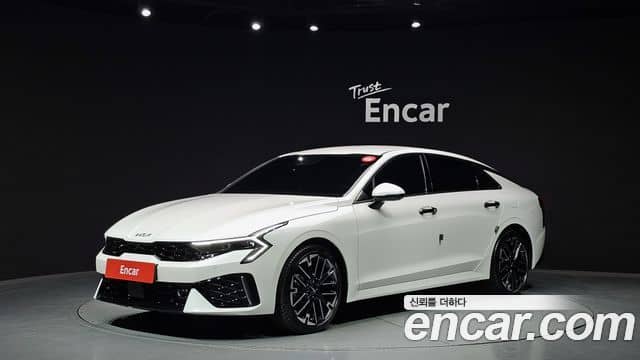Kia K5, 2025