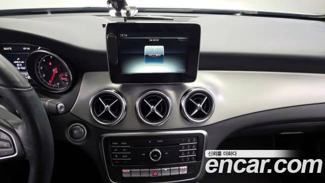 Mercedes-Benz GLA-Class, 2019