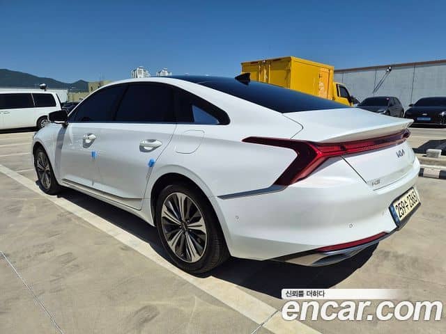 Kia K8, 2022