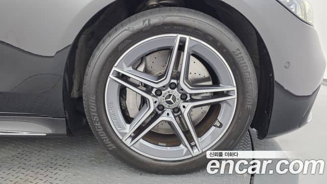 Mercedes-Benz S-Class, 2023
