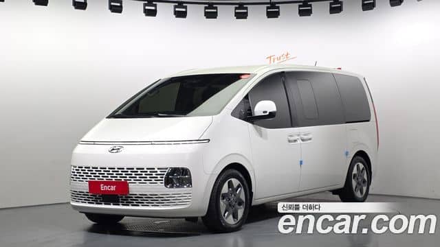 Hyundai Staria, 2021