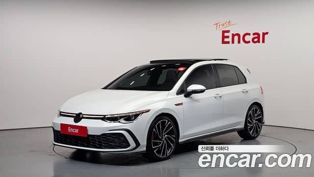 Volkswagen Golf, 2024