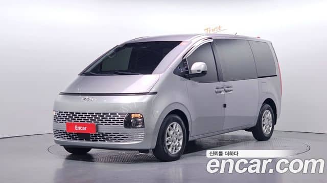 Hyundai Staria, 2023