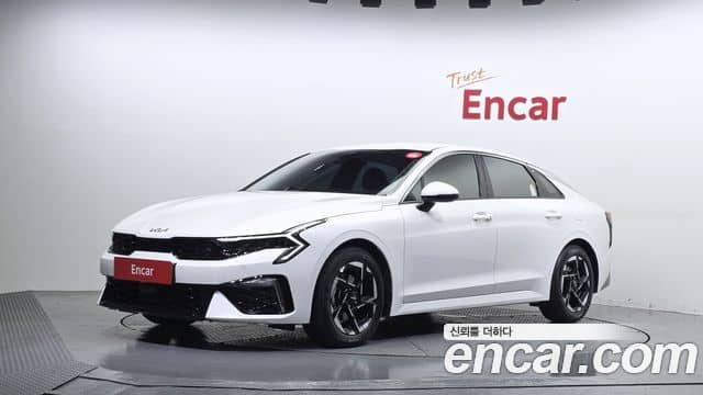 Kia K5, 2025