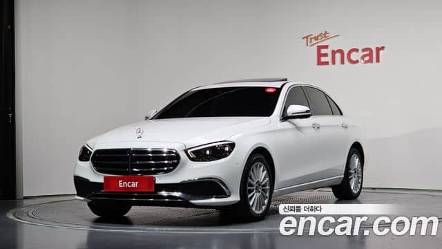 Mercedes-Benz E-Class, 2023