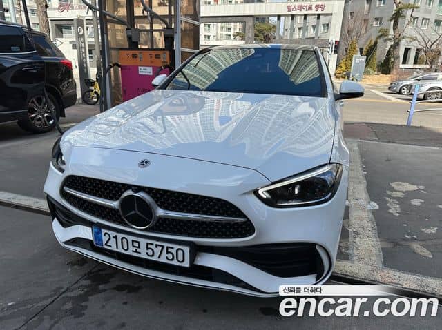 Mercedes-Benz C-Class, 2023
