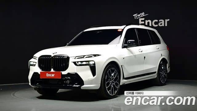 BMW X7, 2025
