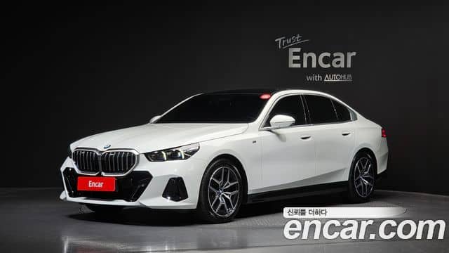 BMW 5 Series, 2024