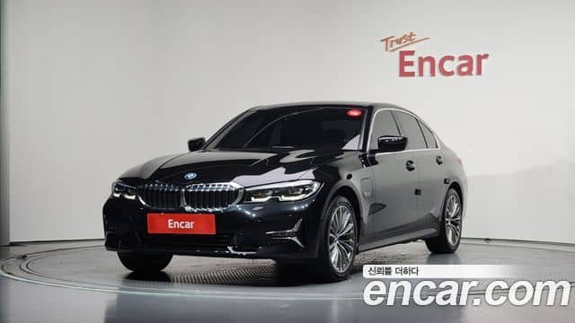 BMW 3 Series, 2022