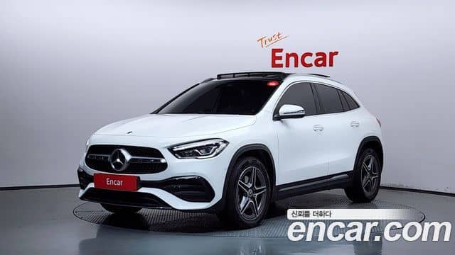 Mercedes-Benz GLA-Class, 2021