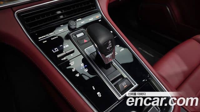 Porsche Panamera, 2021