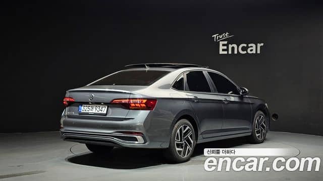 Volkswagen Jetta, 2023