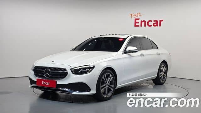 Mercedes-Benz E-Class, 2023