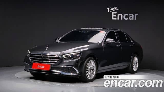 Mercedes-Benz E-Class, 2022