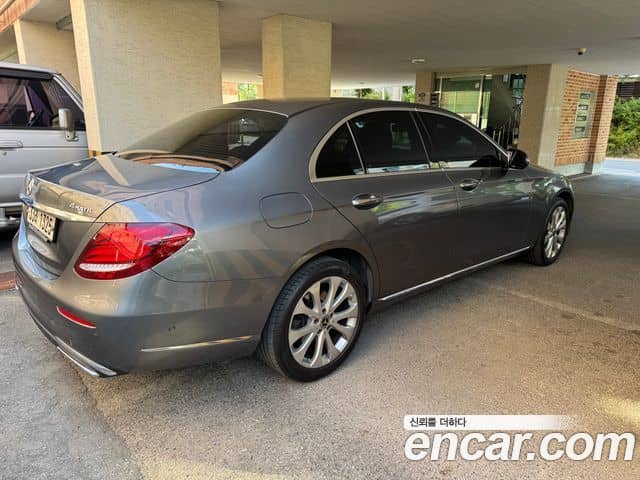 Mercedes-Benz E-Class, 2018