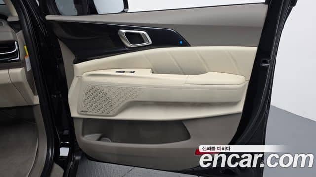 Kia Carnival, 2025