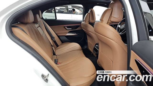 Mercedes-Benz E-Class, 2025