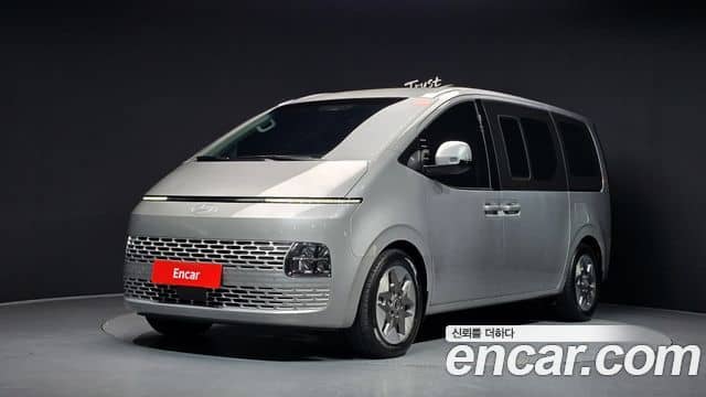 Hyundai Staria, 2025