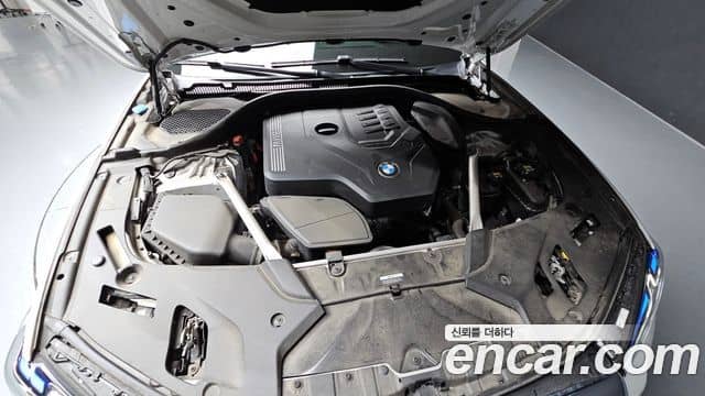 BMW 5 Series, 2022