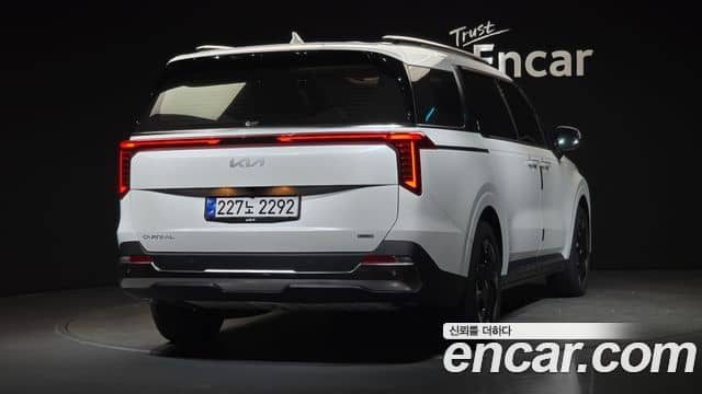 Kia Carnival, 2025