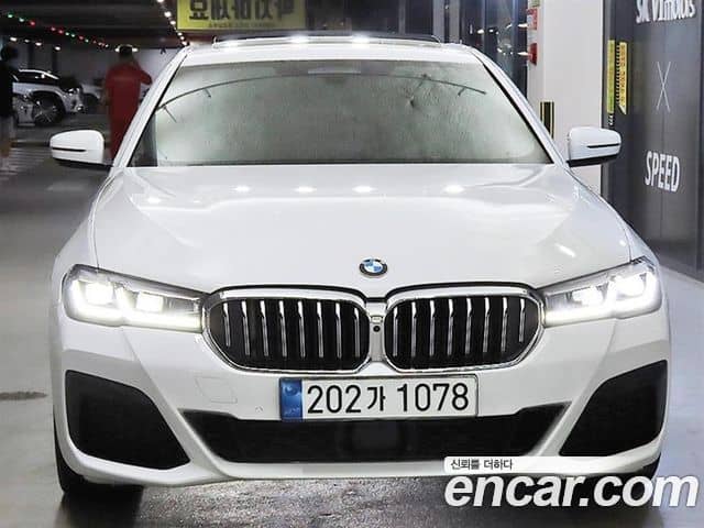 BMW 5 Series, 2021