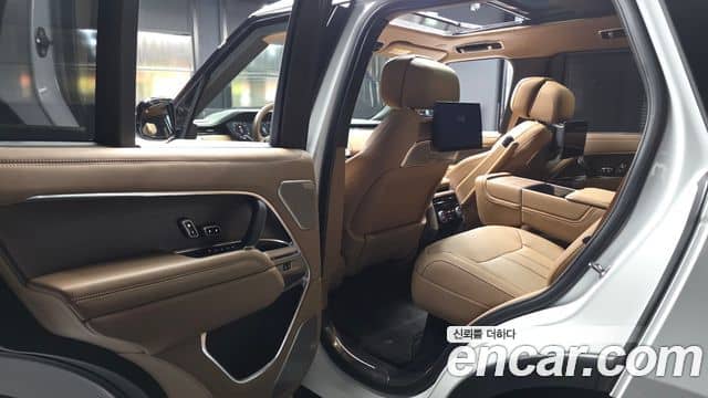 Land Rover Range Rover, 2025