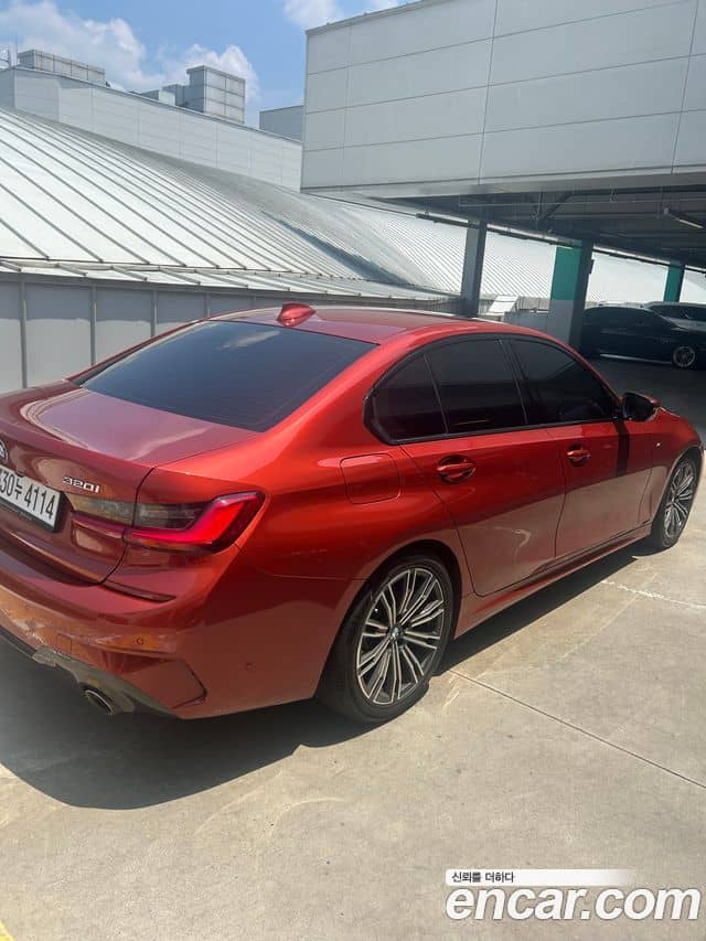 BMW 3 Series, 2021