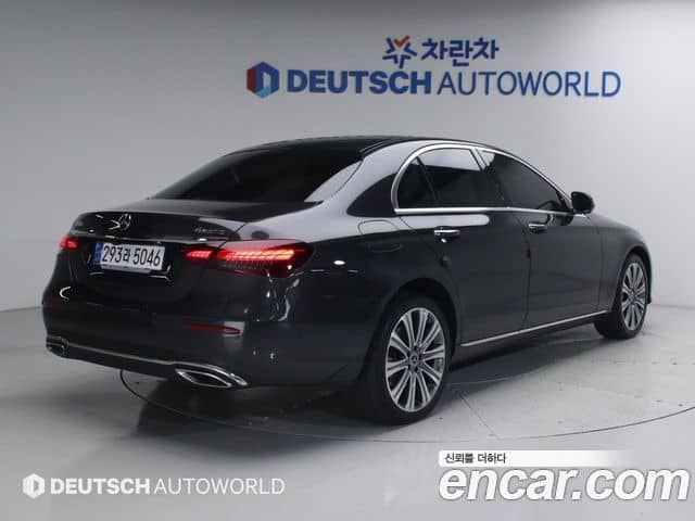 Mercedes-Benz E-Class, 2023